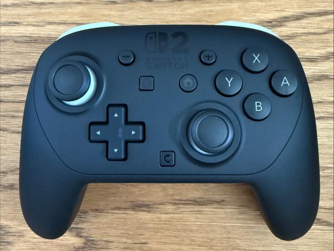 Switch 2手柄深度评测：手感升级、功能变化与选购避坑指南