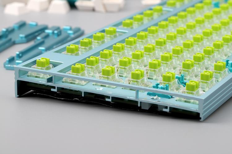 机械键盘结构全解析：从轴体到外壳，一篇看懂-1