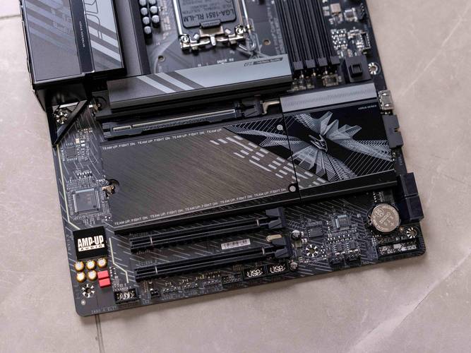 Z890主板实测：性能提升明显，这3个升级点值得升级吗？-2