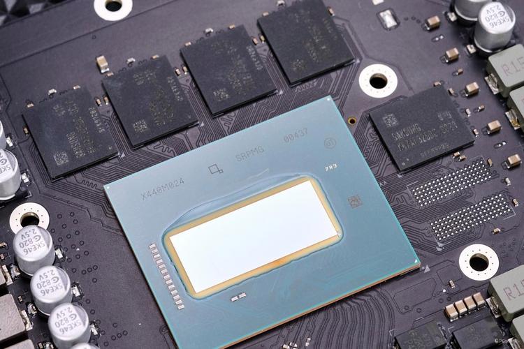 Intel Arc B570 首发评测:性能能否挑战同价位对手?-2 Intel Arc B570 首发评测:性能能否挑战同价位对手?-2