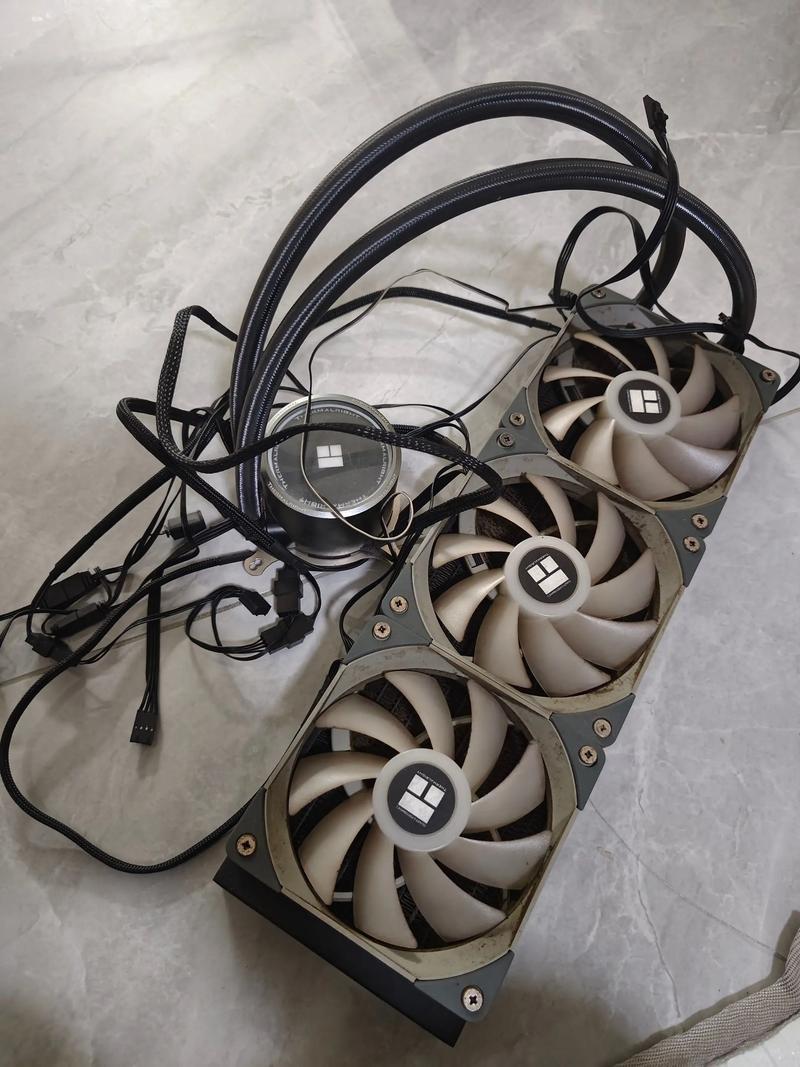 2026年360水冷怎么选?这3款性能与静音兼顾的闭眼入-3 2026年360水冷怎么选?这3款性能与静音兼顾的闭眼入-3