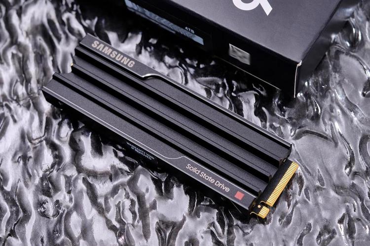 三星9100 PRO深度评测：性能实测与选购避坑指南-4