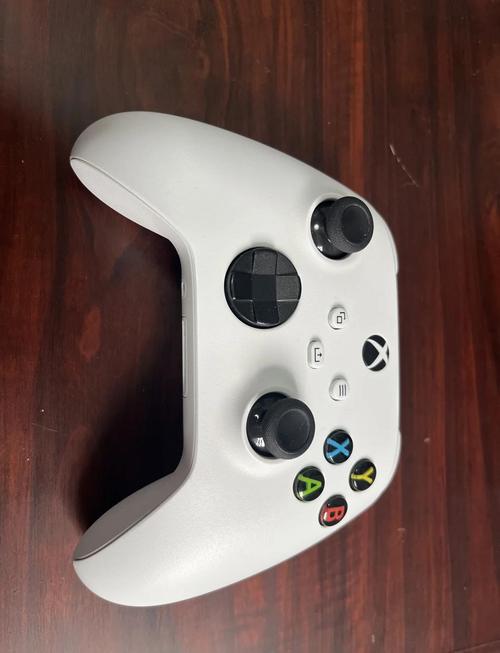 2026年最值得买的Xbox手柄推荐:3款性价比之王横评-2 2026年最值得买的Xbox手柄推荐:3款性价比之王横评-2