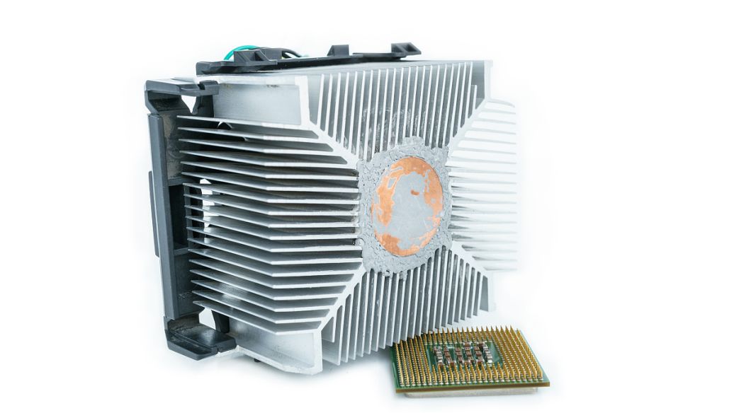瓦尔基里散热器怎么选？实测告诉你哪款压得住旗舰CPU-5