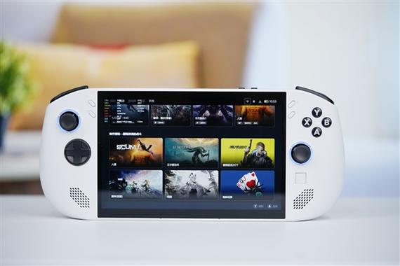 联想Legion Go掌机深度评测：性能、散热与便携性全面解析-3