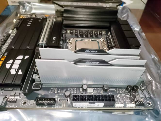 DDR5 8000内存怎么选?实测三款高频条性能与避坑指南-4 DDR5 8000内存怎么选?实测三款高频条性能与避坑指南-4