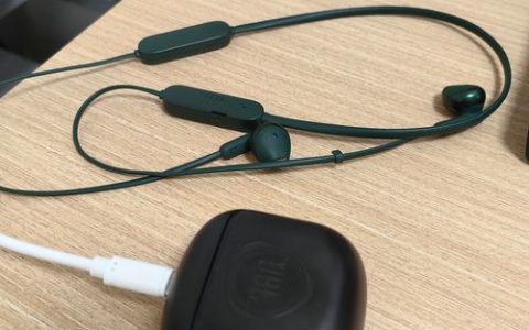 JBL游戏耳机评测：哪款音质最爽？三款热门型号横评