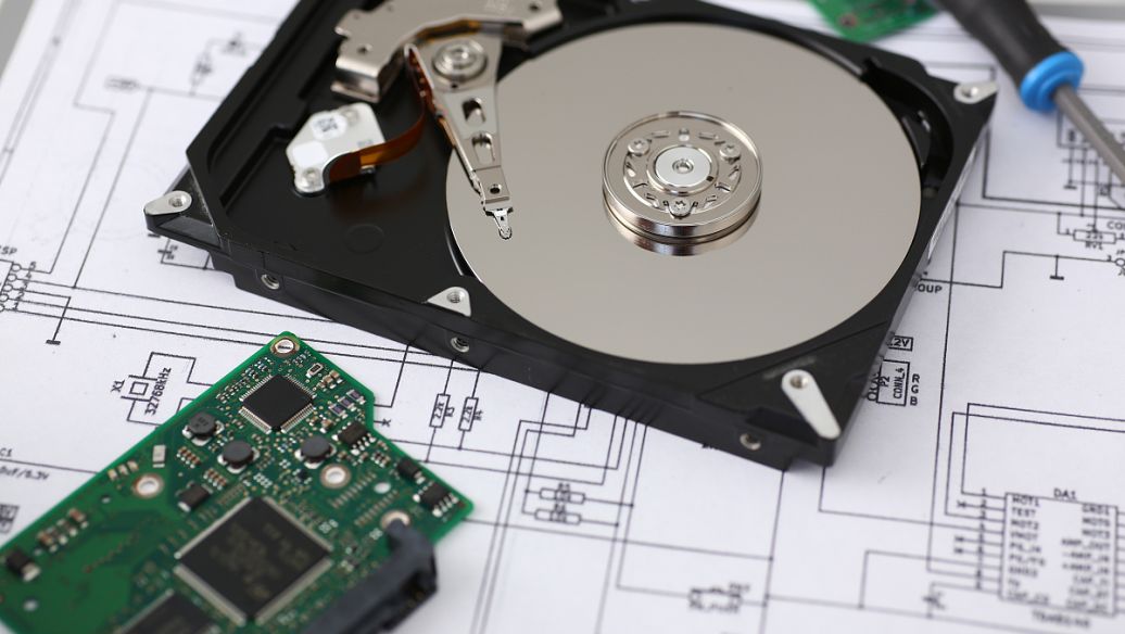 PCIe 5.0固态硬盘怎么选？实测3款旗舰型号速度与散热