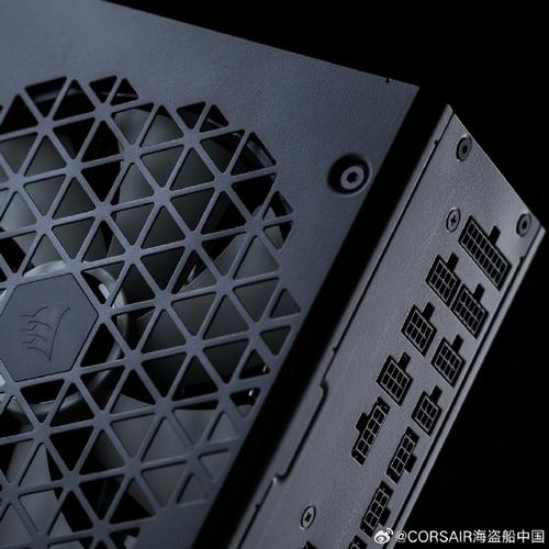 海盗船RMx电源深度评测：静音与性能到底有多强？-4