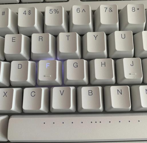 不到300元预算,这3款平价机械键盘竟然这么好用?-5 不到300元预算,这3款平价机械键盘竟然这么好用?-5