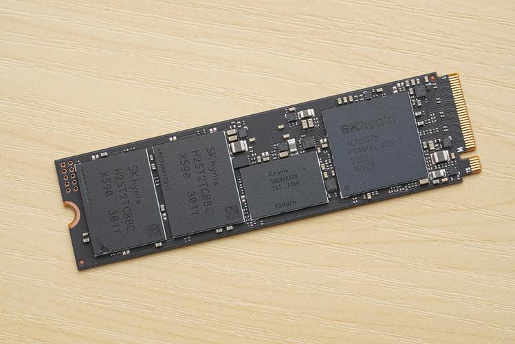 海力士P41评测:PCIe 4.0旗舰固态的真实性能与避坑指南-1 海力士P41评测:PCIe 4.0旗舰固态的真实性能与避坑指南-1
