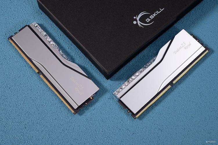 芝奇Trident Z5内存评测:高频低延迟,性能到底有多强?-3 芝奇Trident Z5内存评测:高频低延迟,性能到底有多强?-3