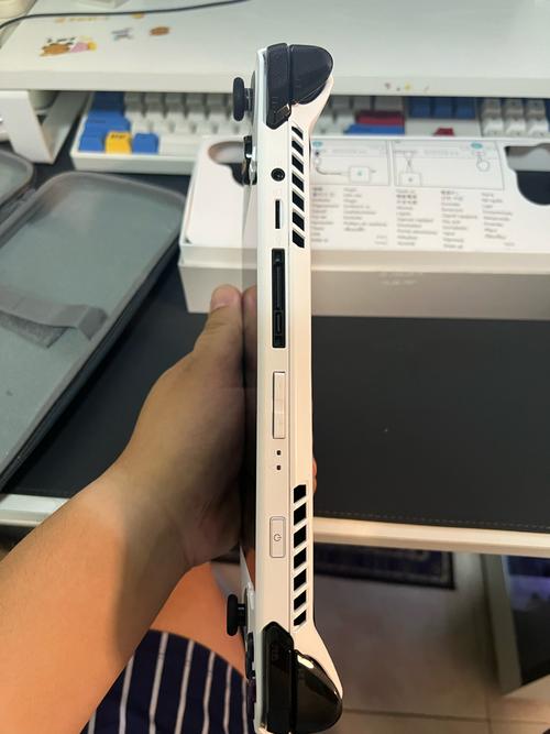 ROG Ally掌机值不值得买？真实体验告诉你答案-3