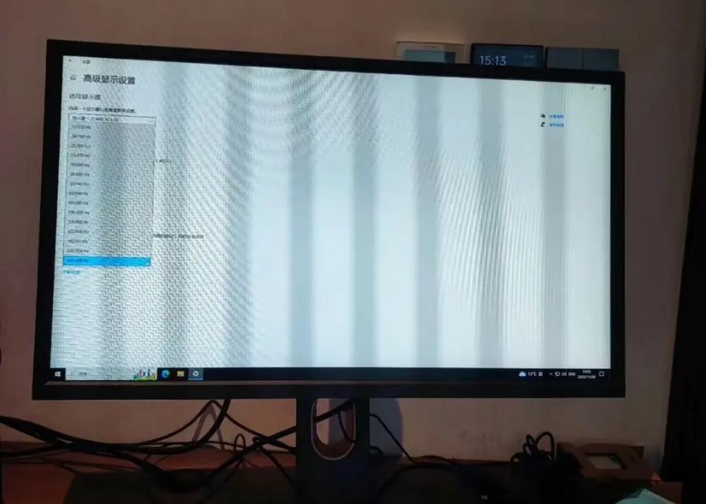 吃鸡显示器怎么选？144Hz对比240Hz，实测帧率差距