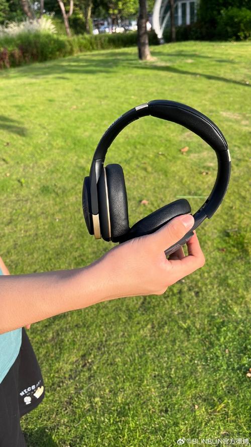 3款脚步声音效耳机横评：哪款听声辨位最清晰？-4