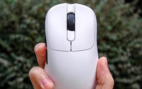 黑爵鼠标深度评测：百元级电竞外设到底值不值得买？