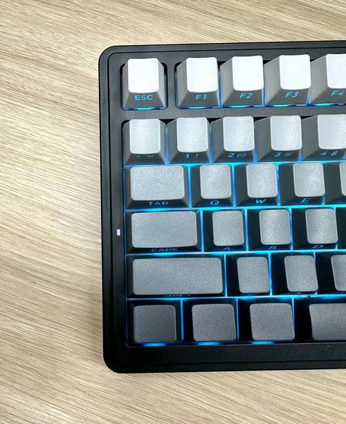 机械键盘低延迟怎么选？3款电竞级型号实测对比