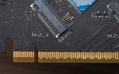2026年PCIe 5.0硬盘怎么选？这3款旗舰性能实测不踩坑