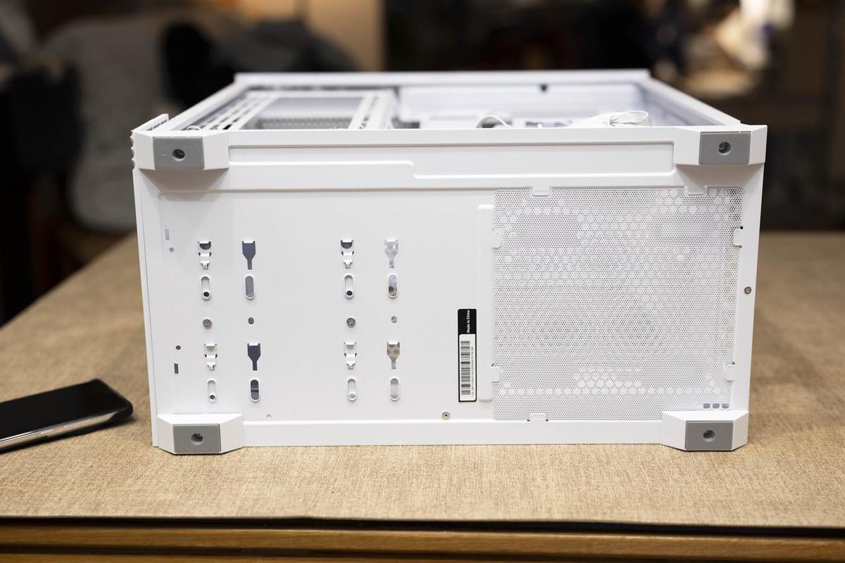 微星MAG PANO M110L机箱评测：海景房新秀值不值得买？-3