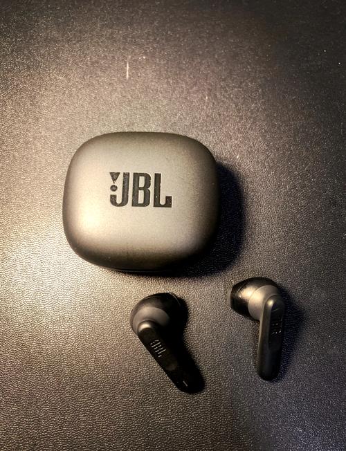 JBL游戏耳机评测:哪款音质最爽?三款热门型号横评-3 JBL游戏耳机评测:哪款音质最爽?三款热门型号横评-3