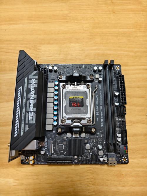 2026年AMD主板选购避坑指南:B650 vs X870E怎么选?-2 2026年AMD主板选购避坑指南:B650 vs X870E怎么选?-2