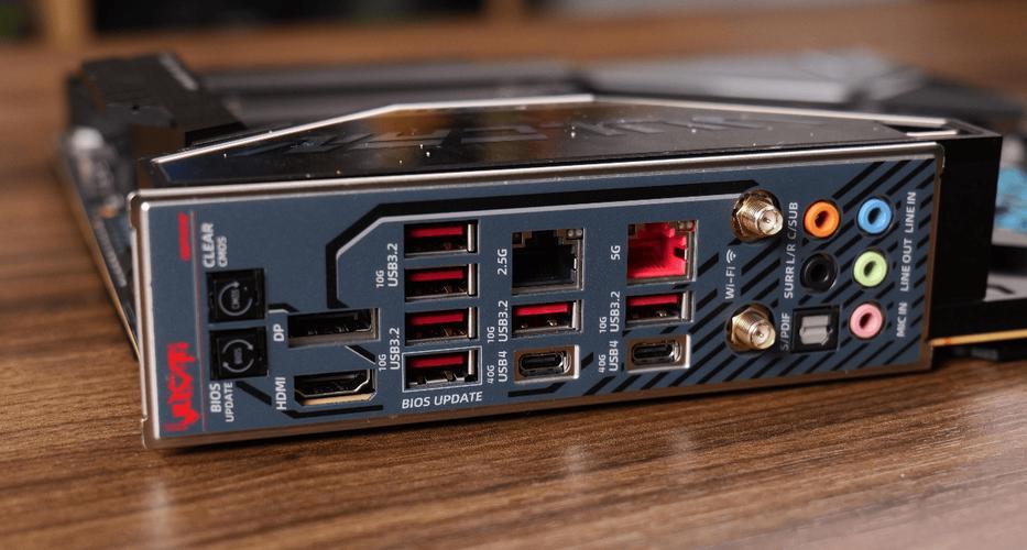 iGame Z890 VULCAN 评测：性能旗舰到底值不值得买？-3