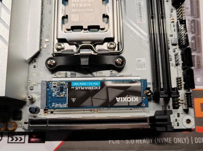 铠侠VD10评测：PCIe 4.0固态硬盘到底值不值得买？-3