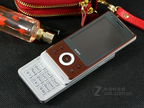 vivo 步步高vivo V303 - 高清拍照智能手机_资料合集-4