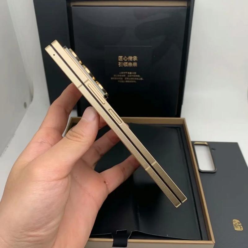 三星 W25 - 折叠屏旗舰智能手机_资料库-2