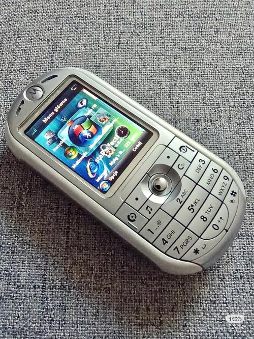摩托罗拉 Moto E22s - 入门长续航手机_百科资料-2