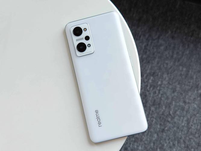 realme Q5 Pro - 骁龙870游戏手机_资料手册-2 realme Q5 Pro - 骁龙870游戏手机_资料手册-2