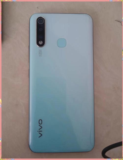 vivo Z5i - 长续航大屏手机_资料库-3