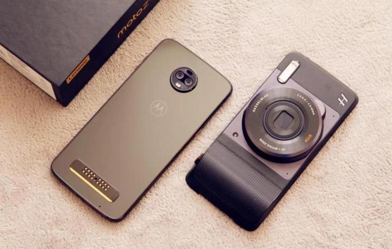 摩托罗拉 Moto Z3 - 模块化旗舰手机_资料库-3