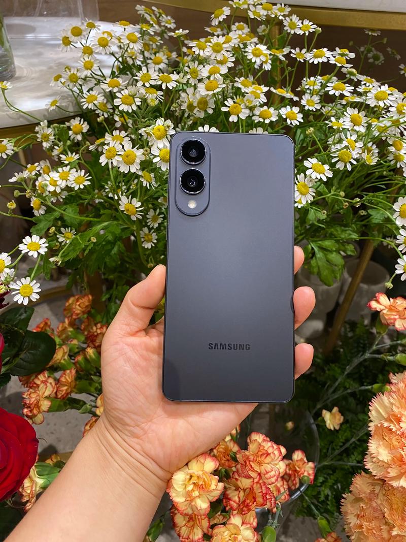 Galaxy S25 Edge - 超薄旗舰智能手机_资料手册-4