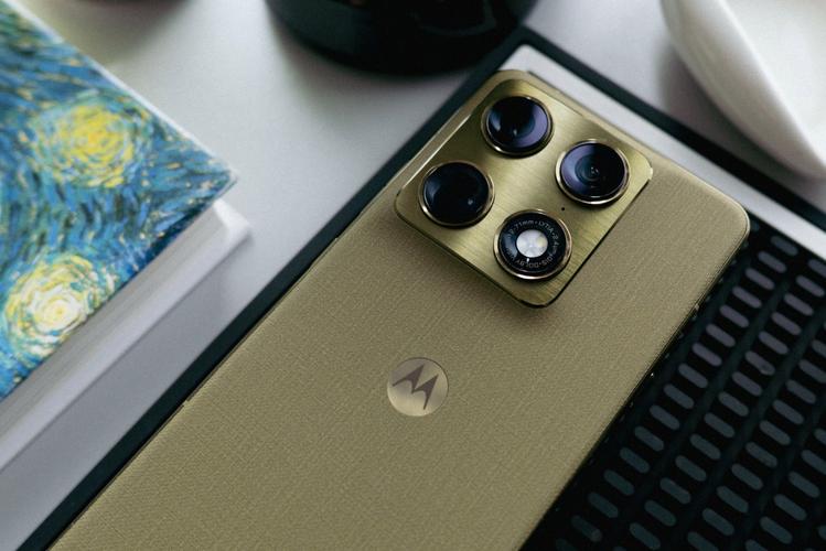 联想moto X70 Air Pro - 超薄旗舰智能手机_资料库-5 联想moto X70 Air Pro - 超薄旗舰智能手机_资料库-5