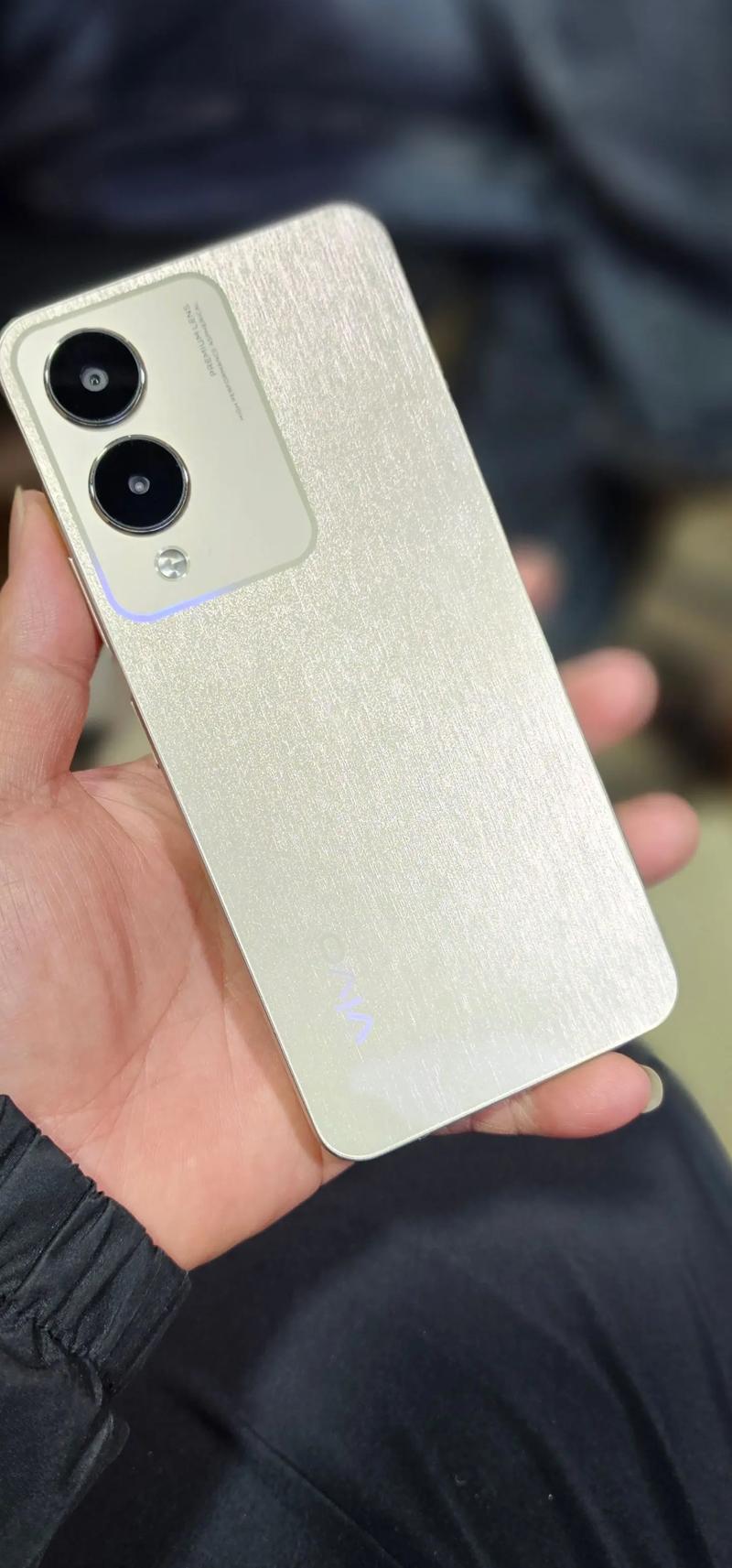 vivo Y36i - 超长续航智能手机_百科资料-1