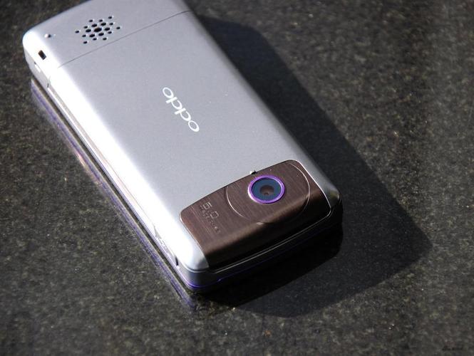 OPPO A209 - 时尚翻盖手机_百科资料-2