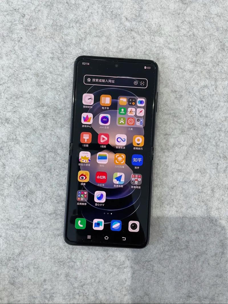 vivo X Flip - 折叠屏时尚手机_百科资料-3 vivo X Flip - 折叠屏时尚手机_百科资料-3