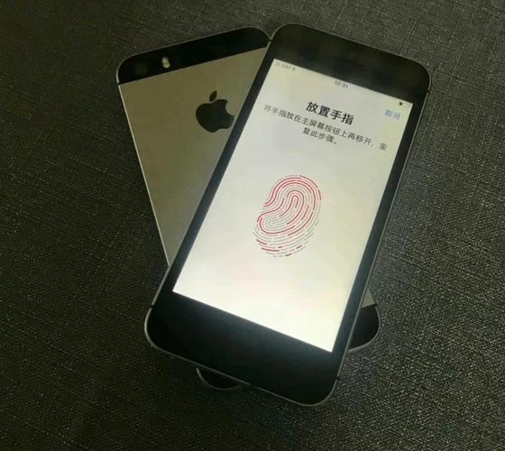 iPhone SE (第 1 代) - 小屏经典智能手机_资料手册-5 iPhone SE (第 1 代) - 小屏经典智能手机_资料手册-5