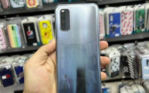 iQOO Z1 – 144Hz竞速屏手机_资料手册