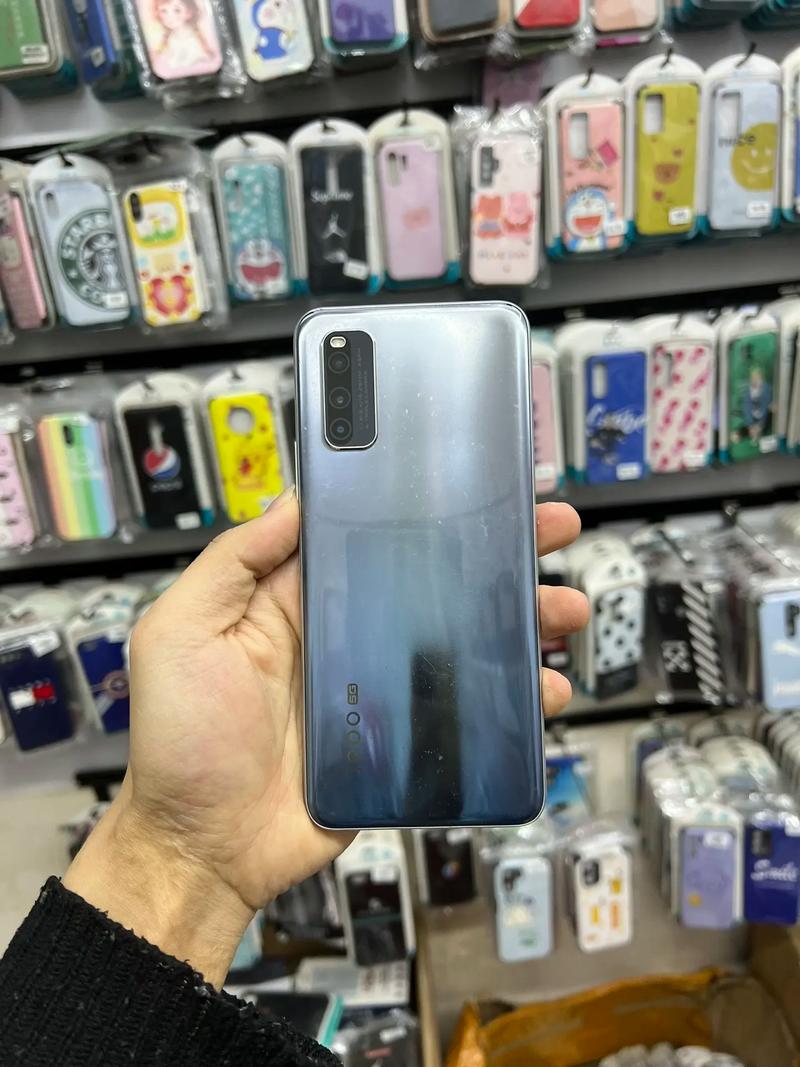 iQOO Z1 - 144Hz竞速屏手机_资料手册-1