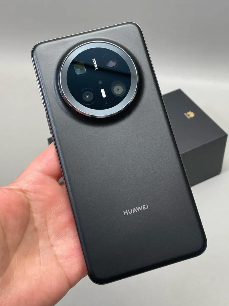 华为 Mate 70 Pro+ - 超聚光影像旗舰手机_资料库-5