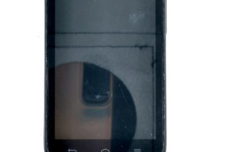 华为Ascend Y310 – 入门级智能手机_资料库