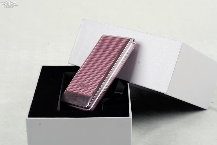 OPPO U529 - 翻盖时尚手机_资料手册-5