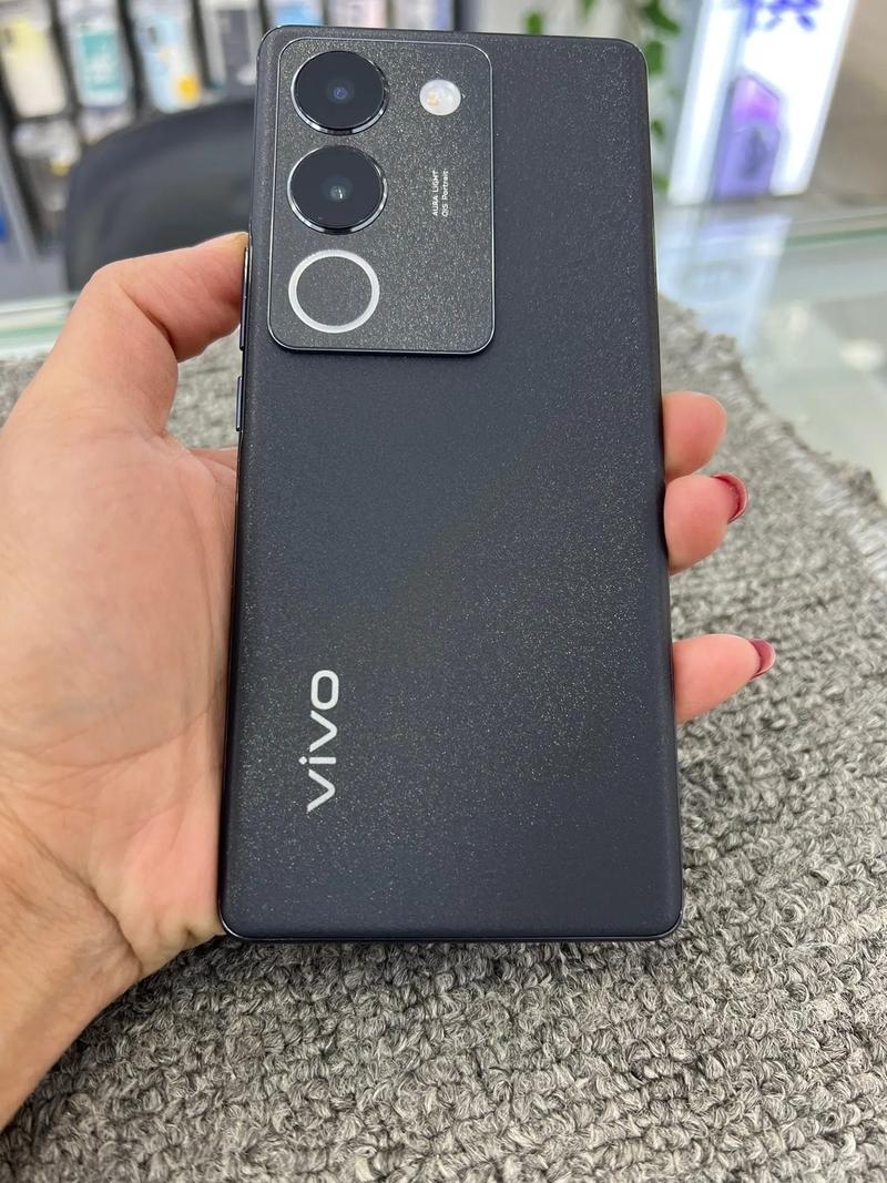 vivo S17t – 柔光人像轻薄手机_百科资料