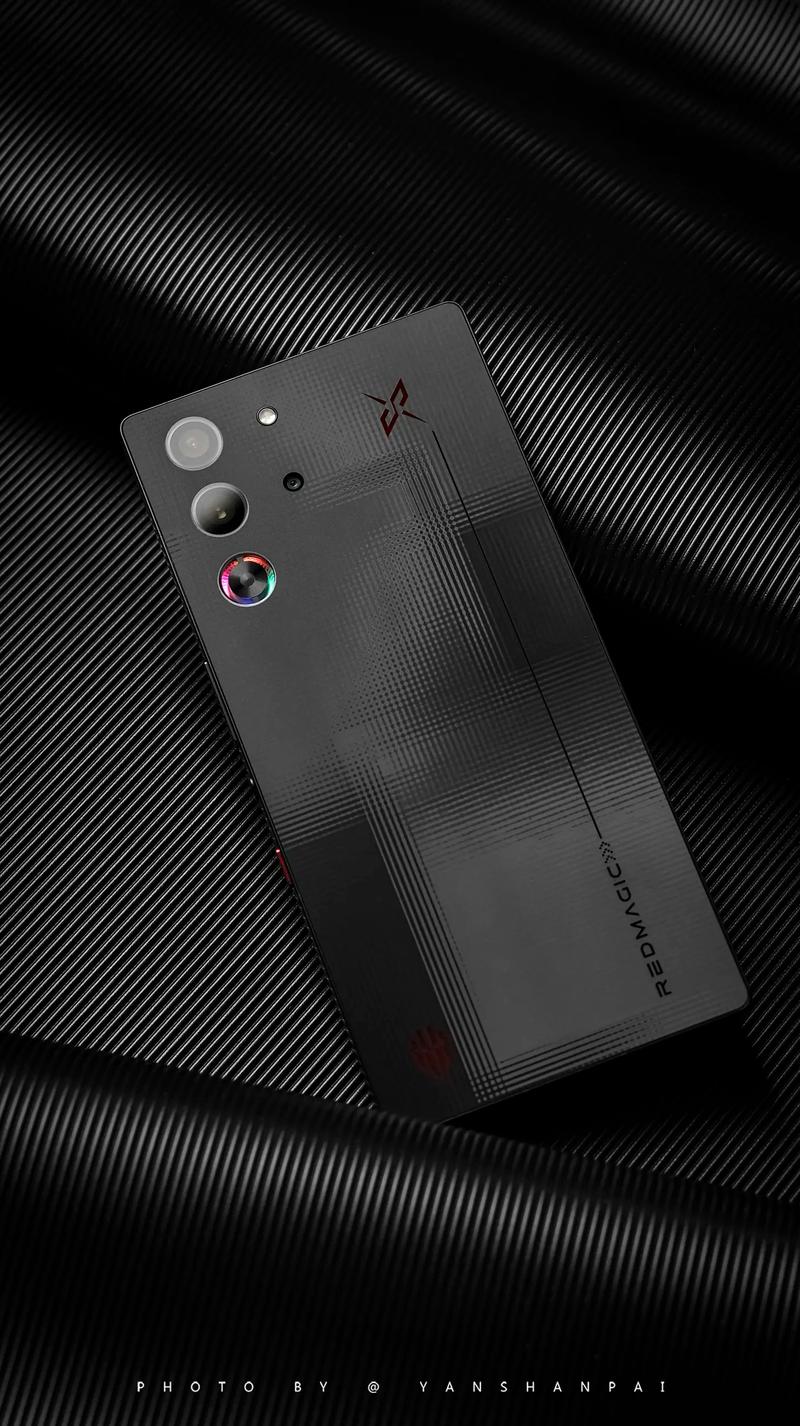 红魔10S Pro+ - 超强散热游戏手机_资料手册-2