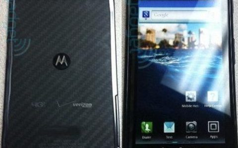 摩托罗拉 DROID RAZR – 超薄折叠手机_百科资料
