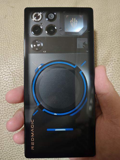 红魔11 Pro - 电竞游戏手机_百科资料-5