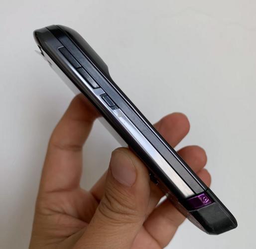 摩托罗拉 XT1635 - 经典商务智能手机_资料手册-4 摩托罗拉 XT1635 - 经典商务智能手机_资料手册-4