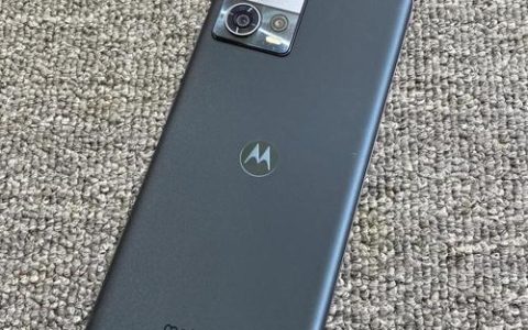 摩托罗拉 Moto S30 Pro – 骁龙旗舰智能手机_资料手册